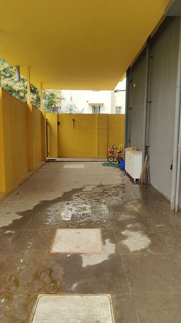 4+ BHK House For Sale  In Neelangarai