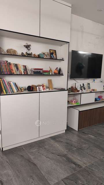 4+ BHK House For Sale  In Neelangarai