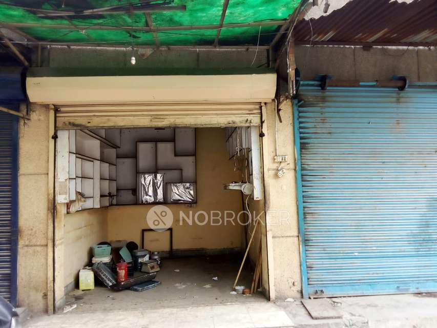 Shop in Vikaspuri, Delhi for sale 