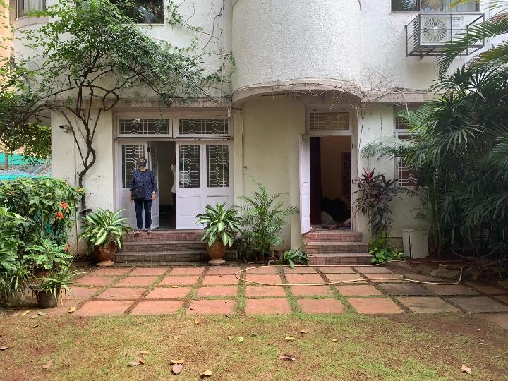 Marlow Building Worli Rent WITHOUT BROKERAGE Semifurnished 3 BHK