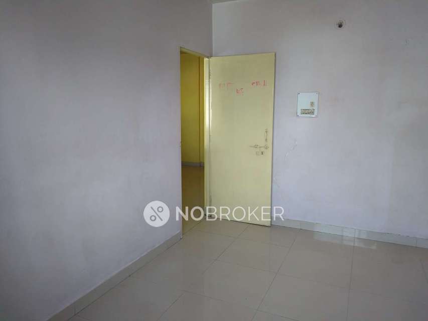 1 BHK Flat In Pratibimb Apartment For Sale  In Shukrawar Peth