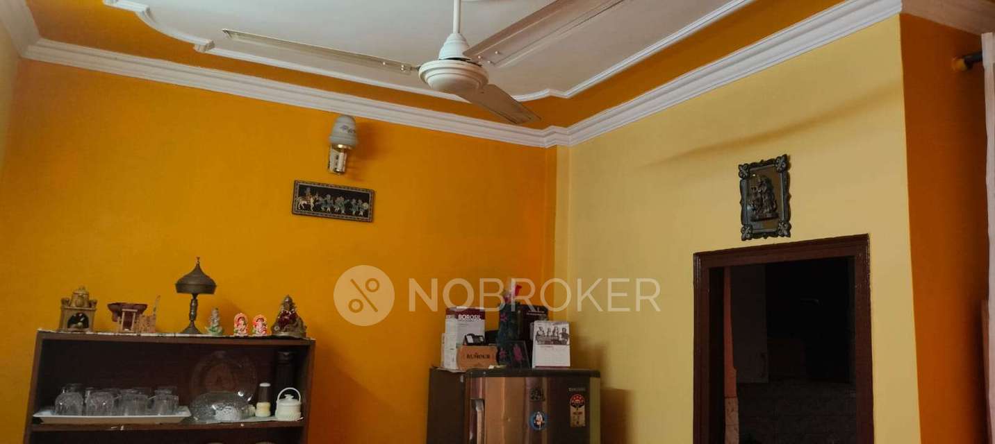 2 BHK Flat For Sale  In Dilshad Garden