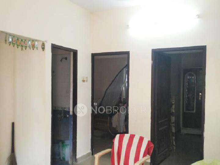 2 BHK House for Rent  In Irumbuliyur