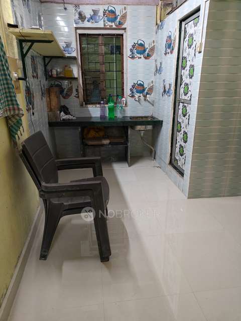 1 RK House for Rent  In Malad West