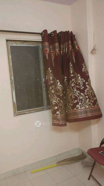 1 RK Flat In New Silverstar Chs For Sale  In Malad West