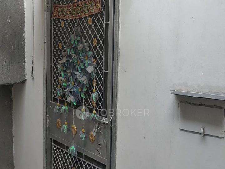 2 BHK Flat In Apartment For Sale  In Vikaspuri, 