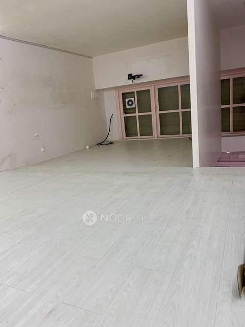 Shop in Kolshet Road, Mumbai for sale 