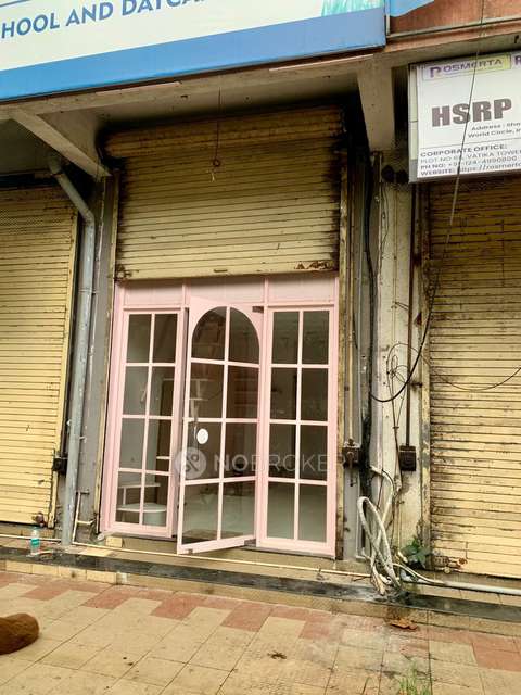 Shop in Kolshet Road, Mumbai for sale 