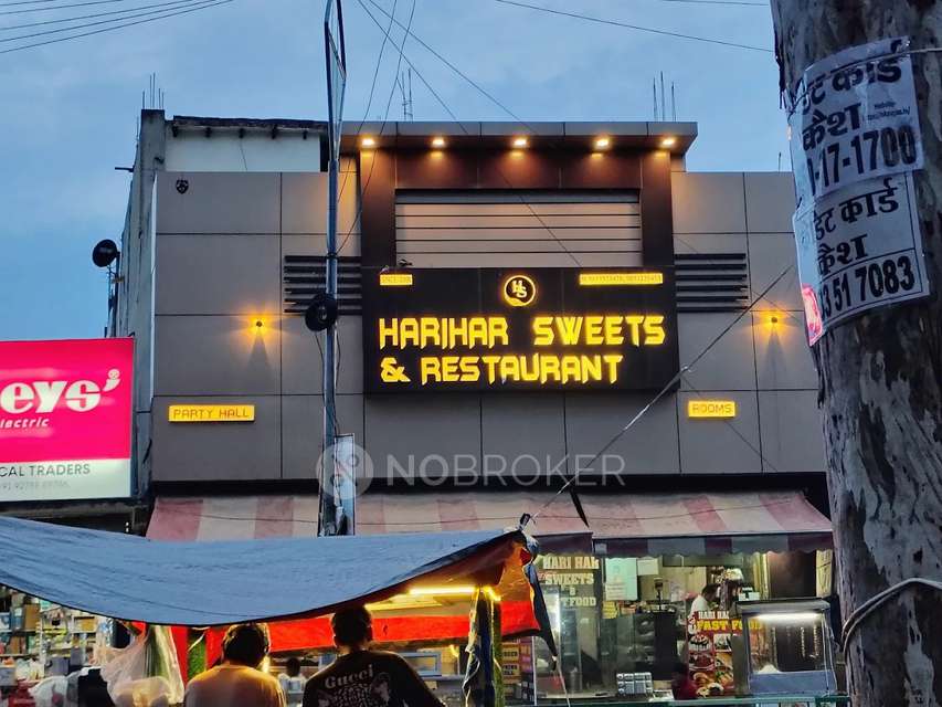 3 BHK Flat In Sgm Nagar Faridabad for Rent  In Harihar Sweets & Rasoi