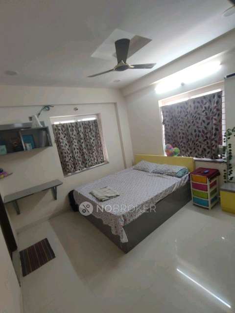 3 BHK Flat In Acropolis Buildwell Apartment For Sale  In R Krishnaiah Nagar