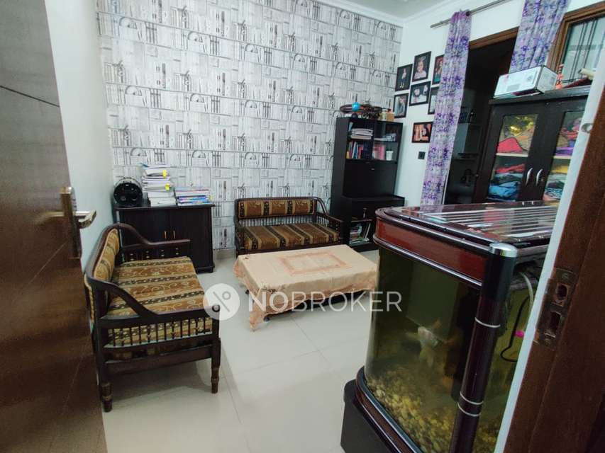 3 BHK Flat In Sainik Colony For Sale  In Sector - 49
