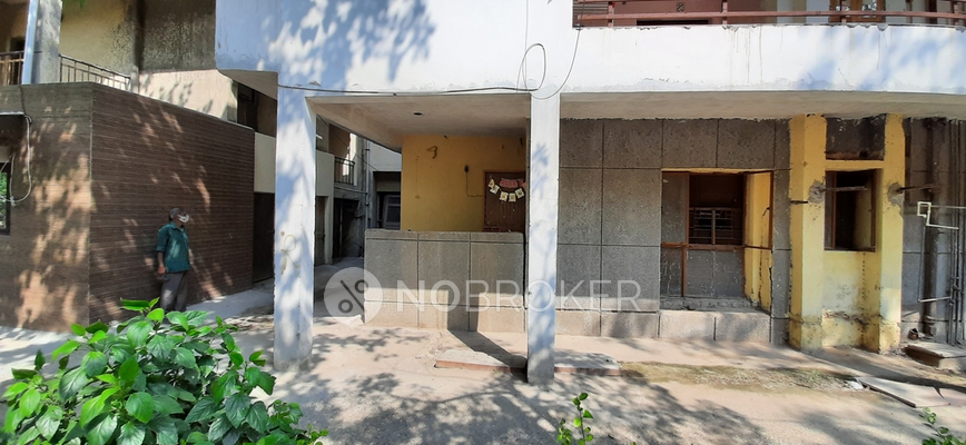 2 BHK Flat In Green Hill Apartment For Sale  In Sector 23