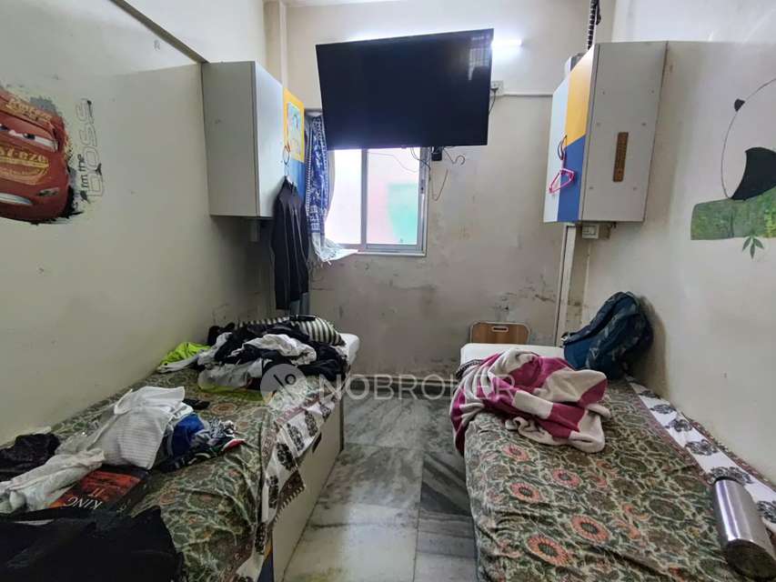 3 BHK Flat In Shree Kailash Dham Building For Sale  In Dahisar West