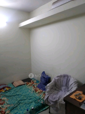 1 BHK Flat In Greenfield Cooperative Housing Society for Rent  In Amanora Park Town, Hadapsar