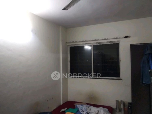 1 BHK Flat In Greenfield Cooperative Housing Society for Rent  In Amanora Park Town, Hadapsar