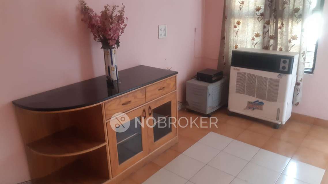 1 BHK House for Rent  In Sector 17