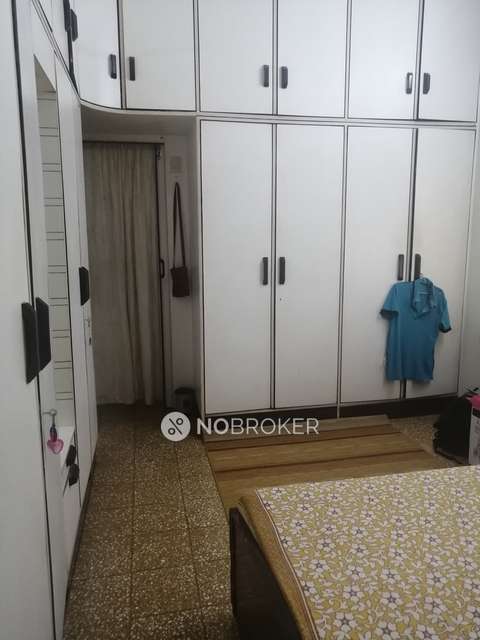 1 BHK Flat For Sale  In Santacruz West