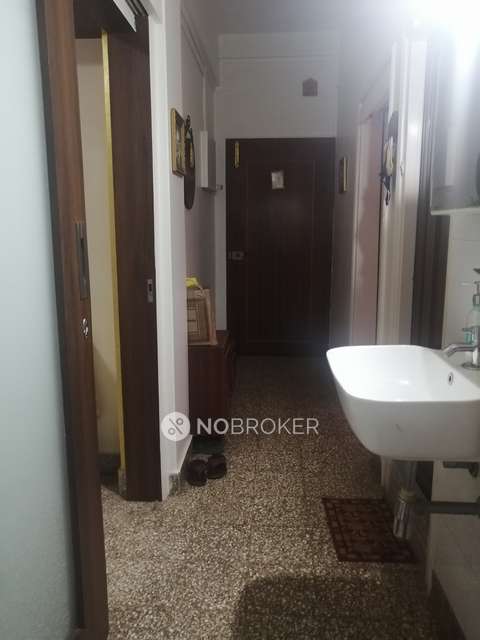 1 BHK Flat For Sale  In Santacruz West