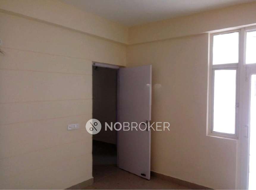 2 BHK Flat In Shalimar City For Sale  In Vivekanand Marg