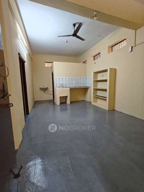 Godown/Warehouse in Madinaguda, Hyderabad for Rent 