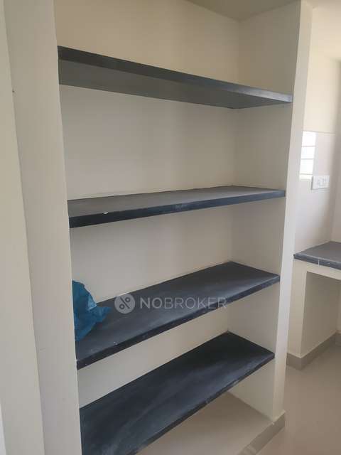 2 BHK Flat In Harinis Gokulam For Sale  In Sholinganallur