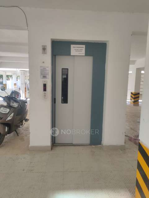 2 BHK Flat In Harinis Gokulam For Sale  In Sholinganallur