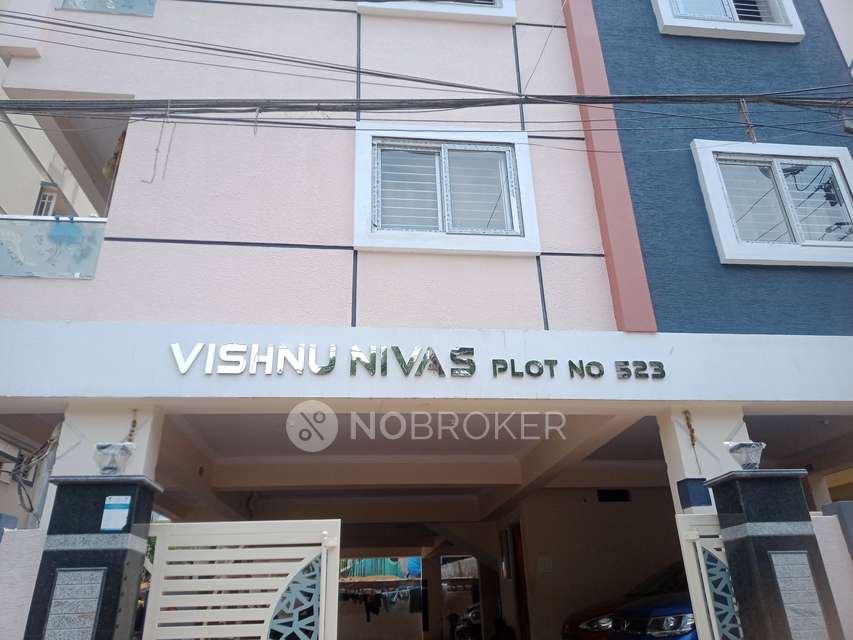 2 BHK Flat In Vishnu Nivas, Gayatri Nagar For Sale  In Borabanda