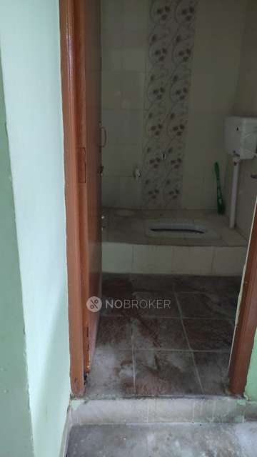 2 BHK Flat In Madina Tower For Sale  In New Mallepally