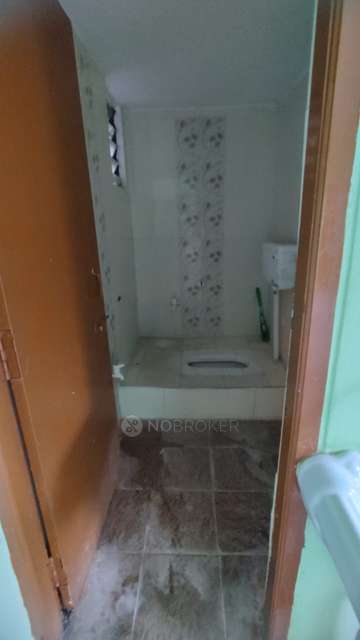 2 BHK Flat In Madina Tower For Sale  In New Mallepally