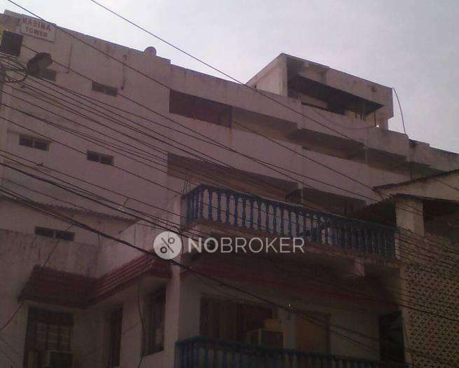 2 BHK Flat In Madina Tower For Sale  In New Mallepally