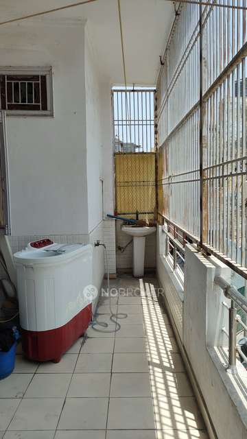 2 BHK Flat In Radha Krishna Apartment  For Sale  In Shastri Nagar