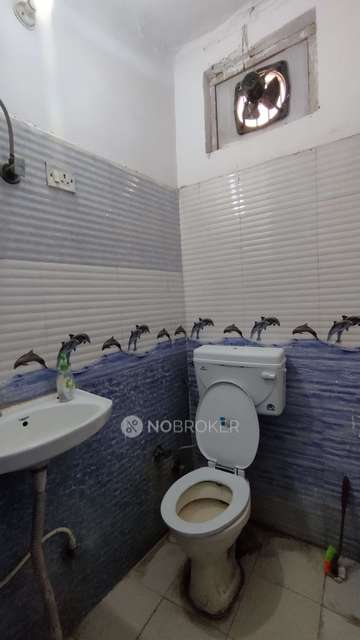 2 BHK Flat In Radha Krishna Apartment  For Sale  In Shastri Nagar