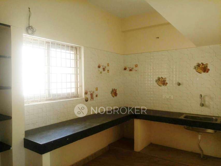 2 BHK Flat In Lakshmi Nivasam For Sale  In Mannivakkam