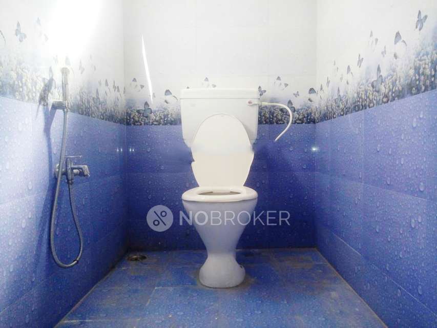 2 BHK Flat In Lakshmi Nivasam For Sale  In Mannivakkam