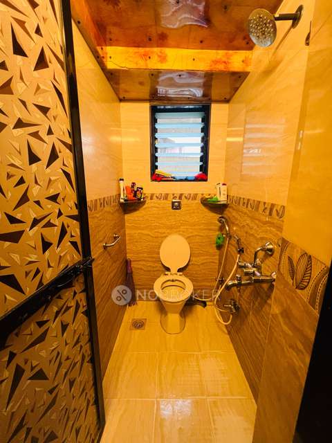 2 BHK Flat In Al Rahmah Chs For Sale  In Andheri West