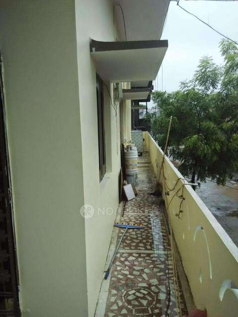 4+ BHK House For Sale  In  Alwal