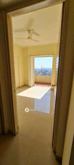 2 BHK Flat In Reflections Society For Sale  In Wakad