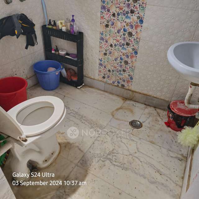 2 BHK Flat In Gokul Apartments For Sale  In Safdarjung Enclave