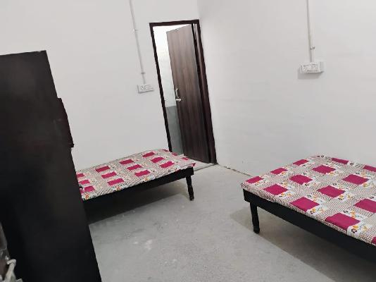 PG for Boys in Sector 37d