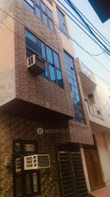 1 BHK House for Rent  In Sector 37d