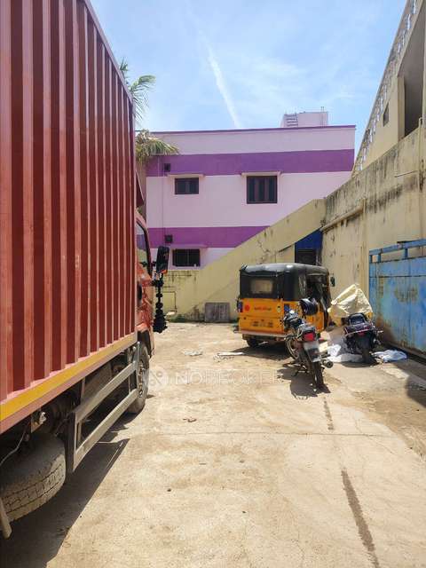 Godown/Warehouse in Gerugambakkam, Chennai for sale 