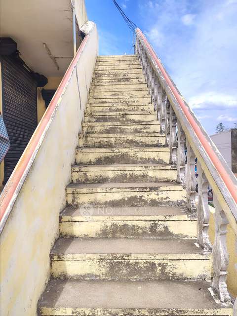 Godown/Warehouse in Gerugambakkam, Chennai for sale 