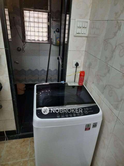 2 BHK Flat In Pradeep Cooperative Housing Society For Sale  In Bandra West