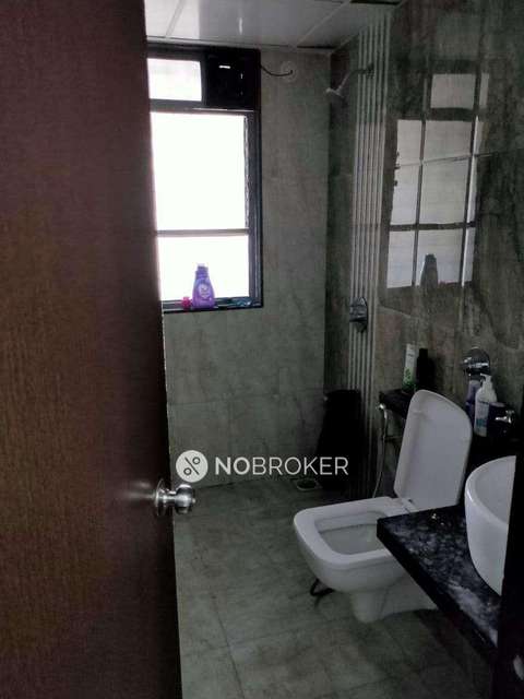 2 BHK Flat In Saarrthi Skybay Ii For Sale  In Mahalunge 