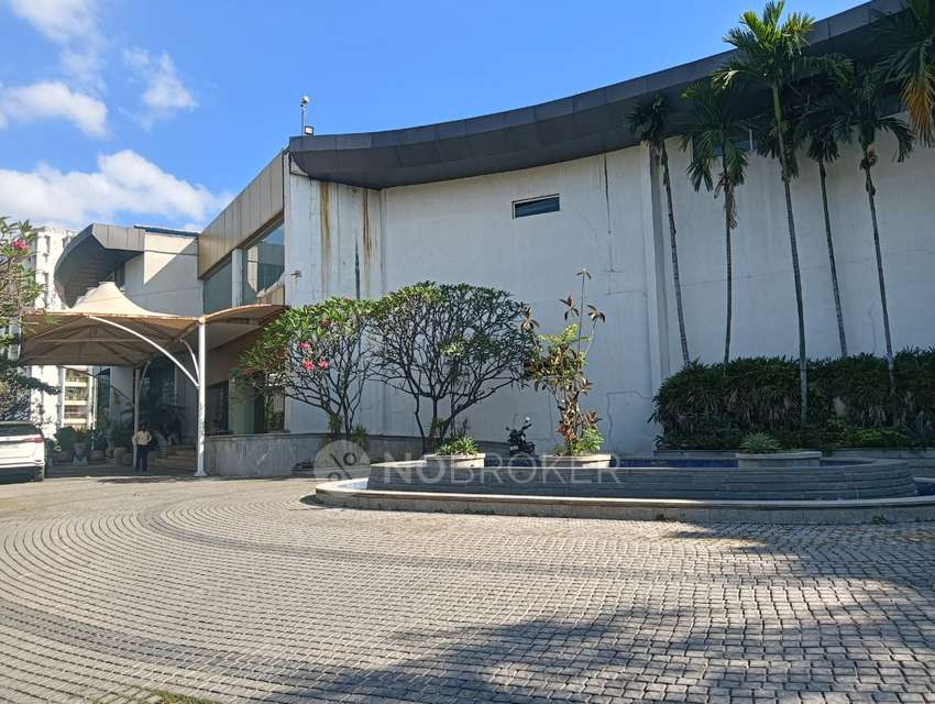 4+ BHK Flat In Mytas Hill County For Sale  In Nizampet