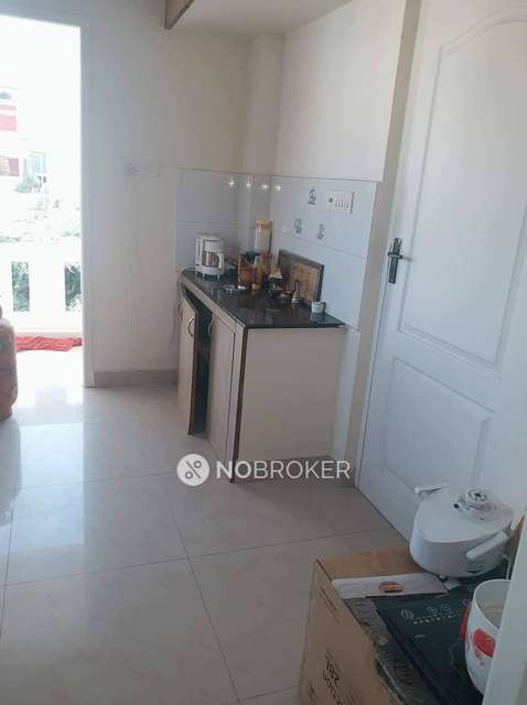 3 BHK Flat In White Pearl For Sale  In Thoraipakkam