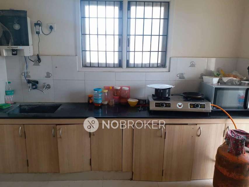 3 BHK Flat In White Pearl For Sale  In Thoraipakkam