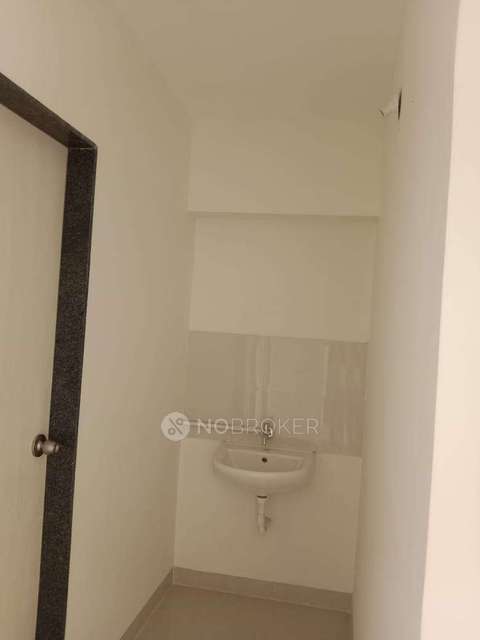 1 BHK Flat In Green Osis Residency Kalyaninagar for Rent  In 6, Vithalrao Vandekar Rd, Opp. Nilanjali Society, Kalyani Nagar, Pune, Maharashtra 411006, India