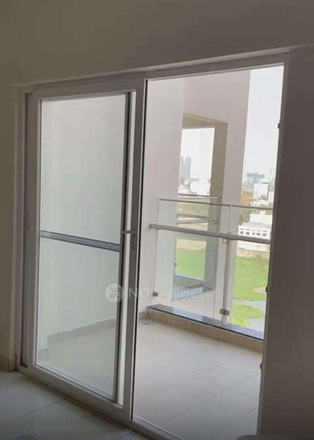 2 BHK Flat In Puravankara Silversands for Rent  In Mundhwa