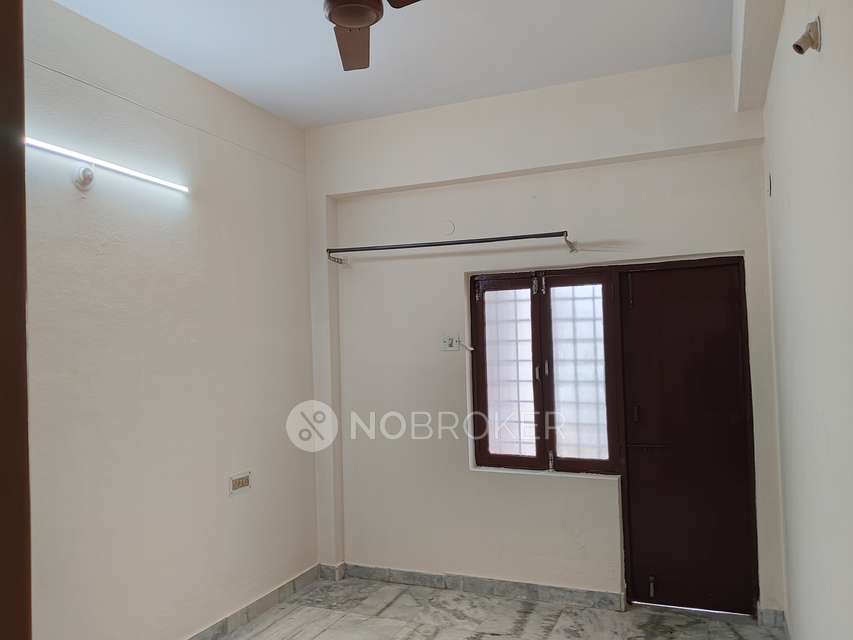 2 BHK Flat In Jaya Castle Apartments For Sale  In Amberpet